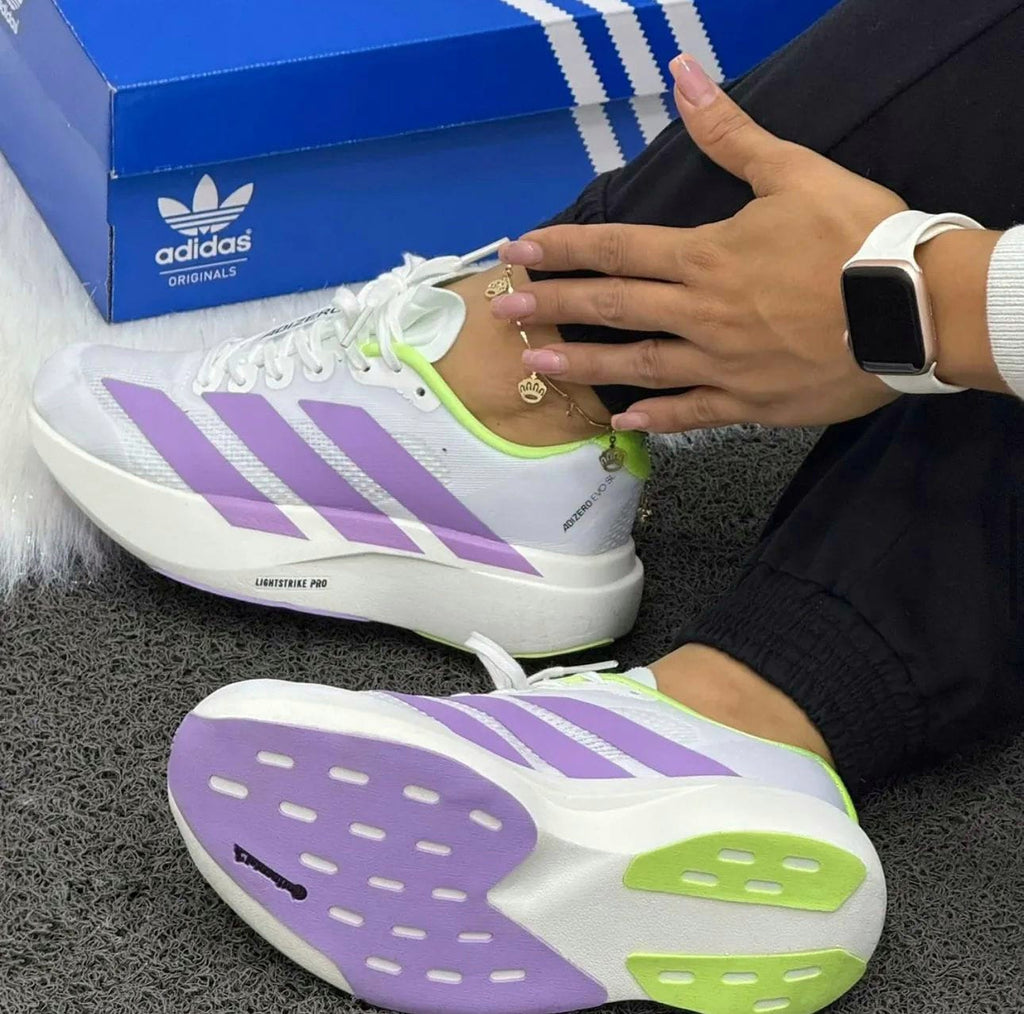 ZAPATILLAS DEPORTIVAS ADIDAS - CAMINA Y CORRE CON LA MÁXIMA COMODIDAD EN CADA PASO