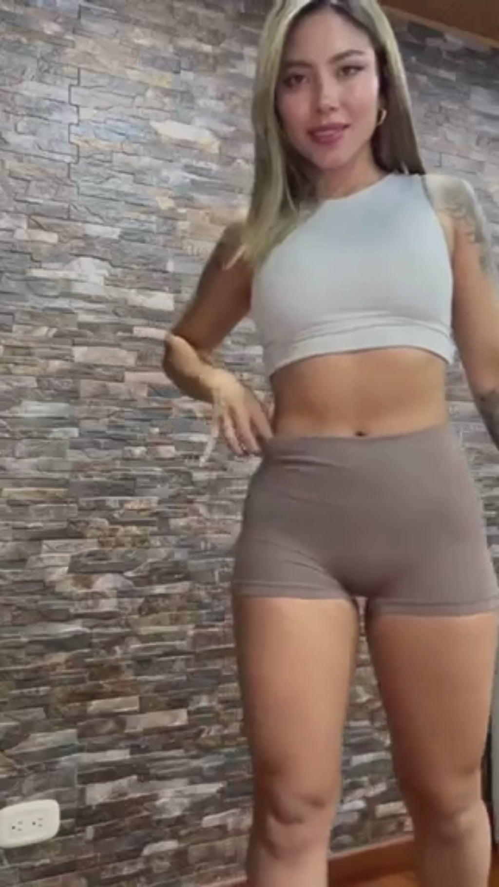 Panty Levantacola con faja